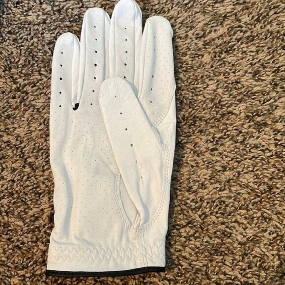 Taylormade NWOT Glove For Right Hand Left Swinging Golfer Size Large - Picture 2 of 3